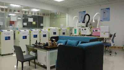 移動(dòng)式焊接煙霧凈化器-激光煙霧過(guò)濾器-執(zhí)信環(huán)保專(zhuān)業(yè)廠(chǎng)家！